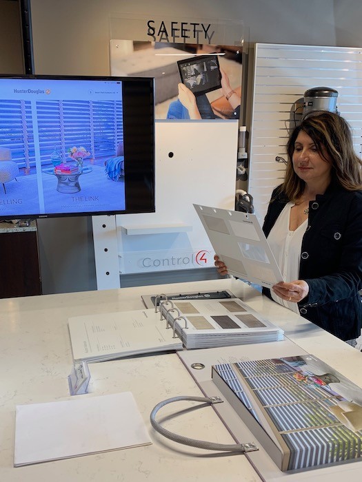 Hunter Douglas Dealer Image
